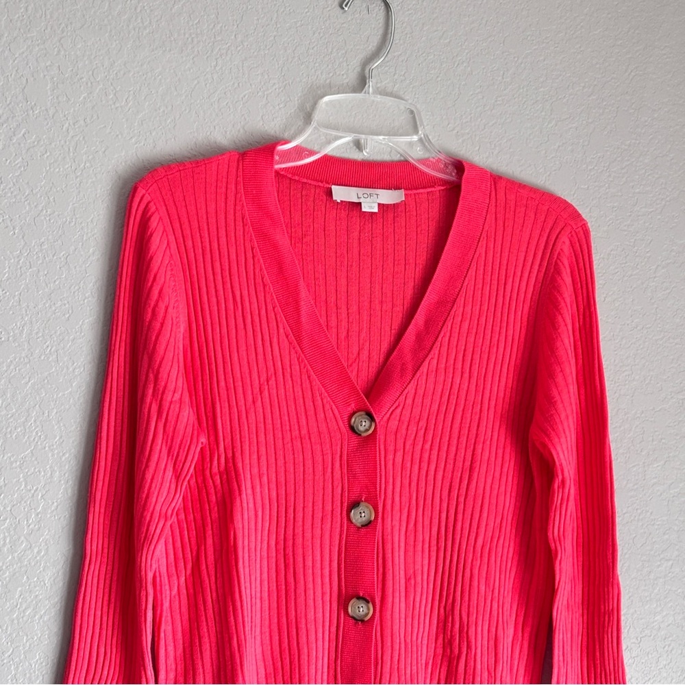 Preppy office LOFT Vibrant Coral Ribbed Women’s Cardigan V-neck L - Picture 6 of 10
